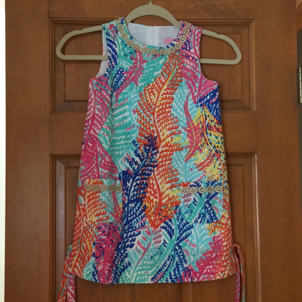 Lily Pulitzer little lily shift w/gold trim gs6